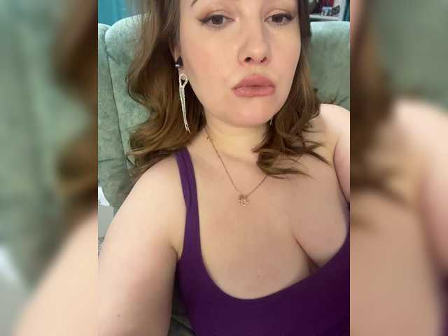 Katniss-K BongaCams Model