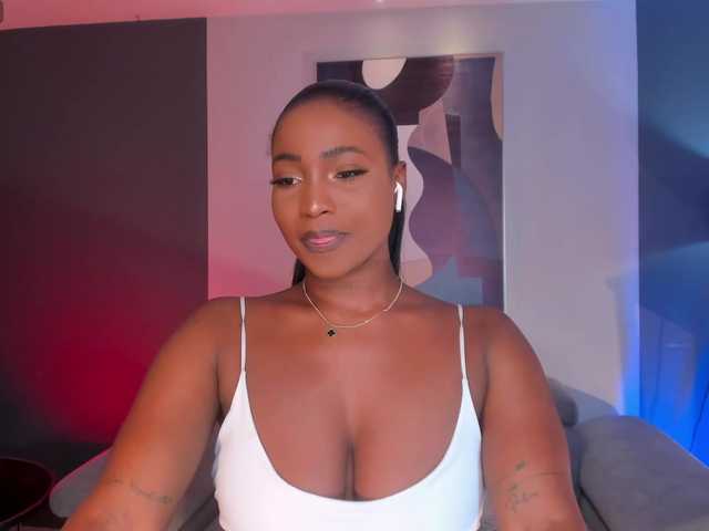 SavannahStorm BongaCams Model