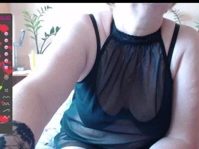 Dorina Stripchat Model