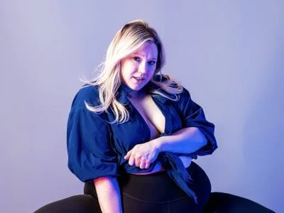 PiggyRose Stripchat Model