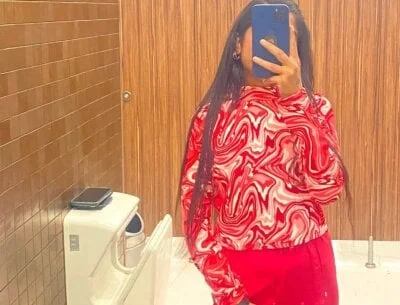 ZeharSiAda Stripchat Model