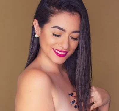 kagomme Stripchat Model